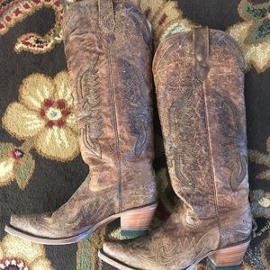 Corral Women distressed brown w eagle overlay